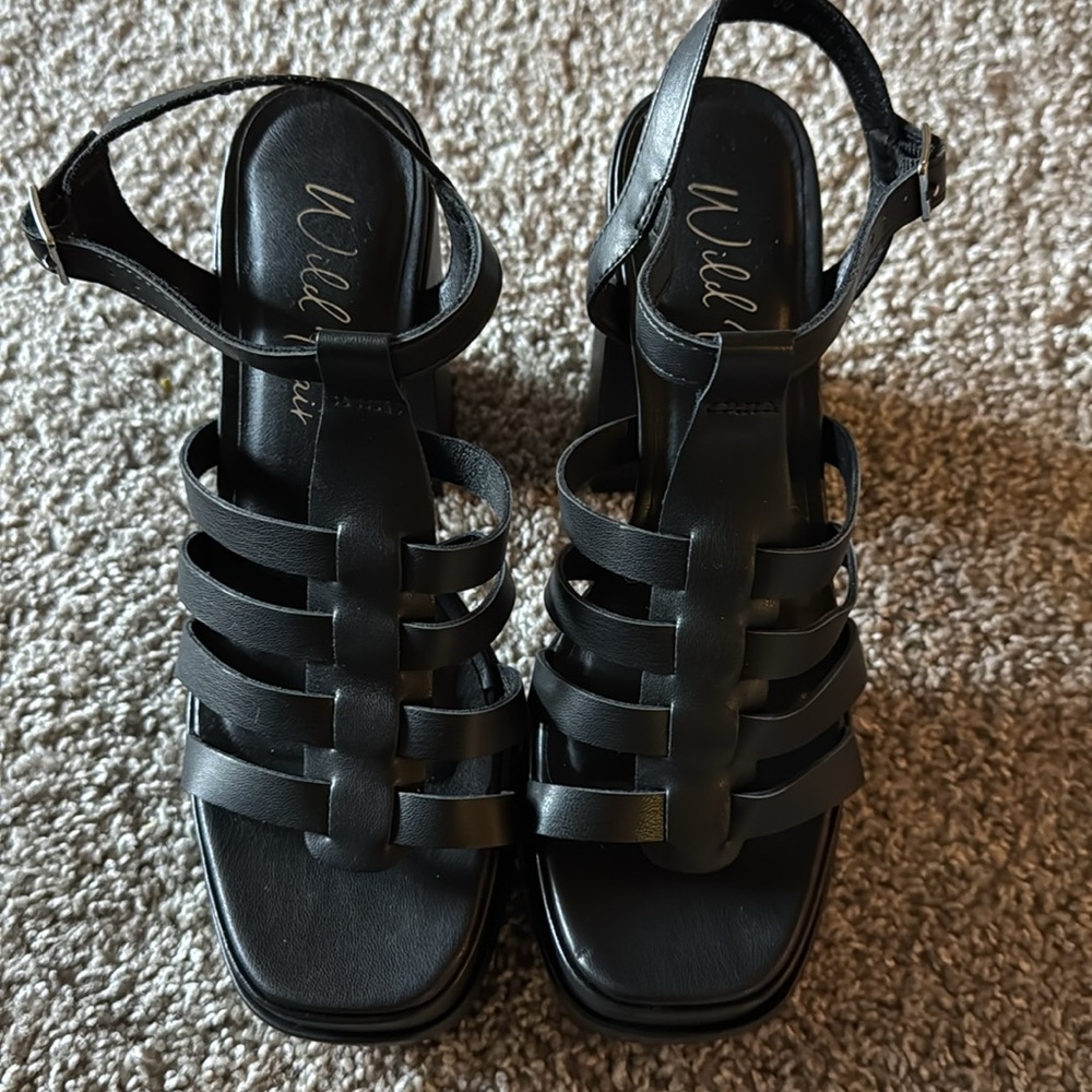 Black platform shoes - Picture 4 of 5